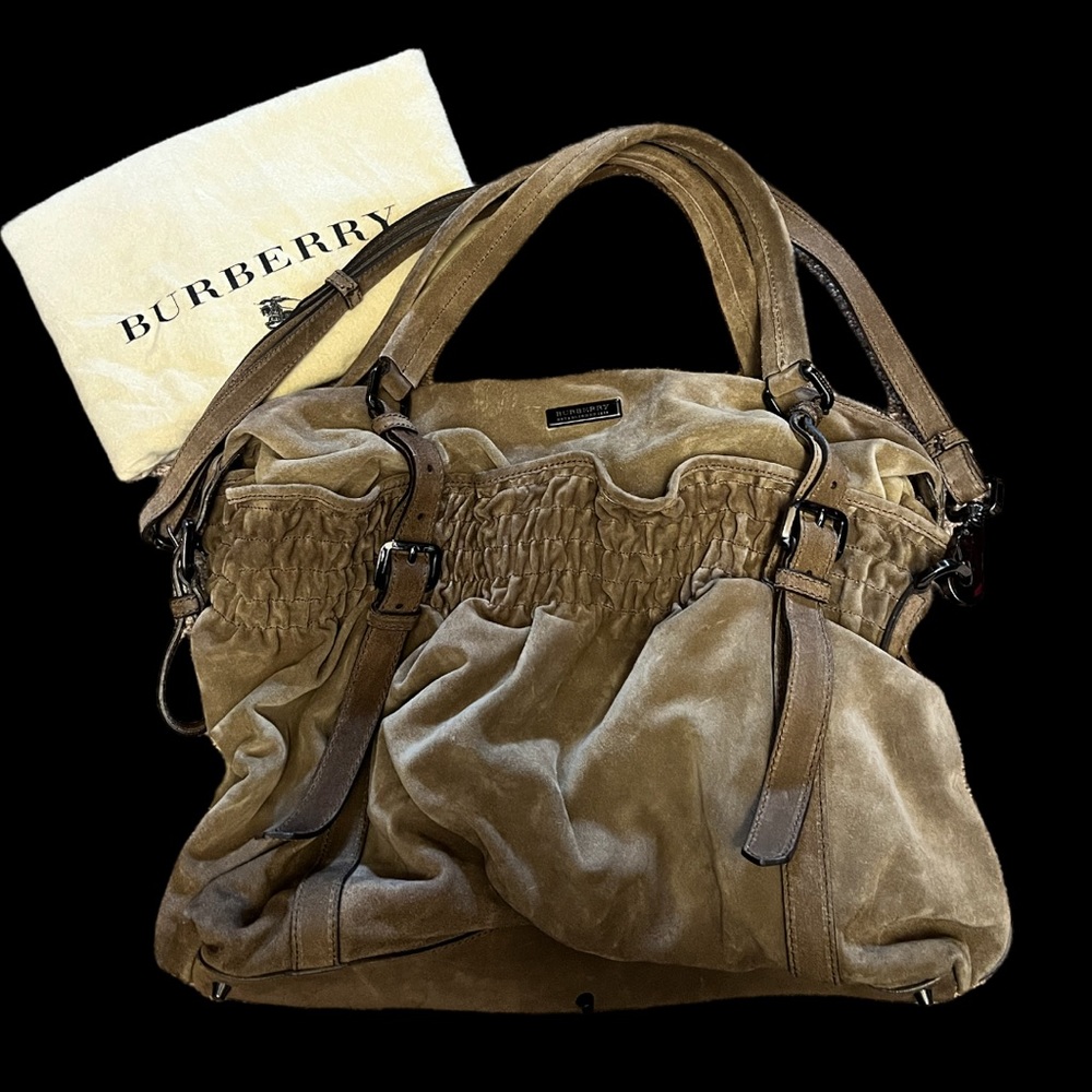 Burberry Suede Boho Bag - Luxurious statement piece!